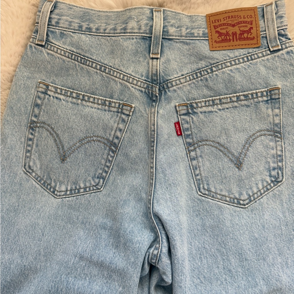 Levi's Sky Blue High-Waisted wide leg Jeans size 26 waist x 27 length